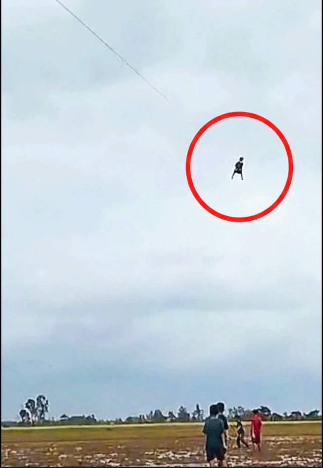 ef8aae99ec0f6226de24.png