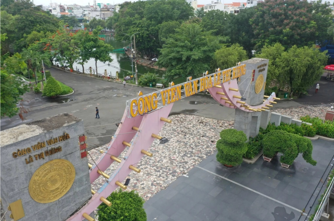 efb47553ceb2c6a25ea5.jpg