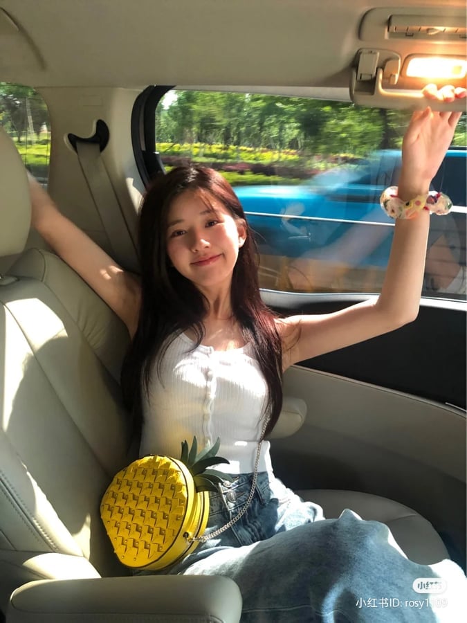 efe4cf06a1cc81a3dbc6.jpg
