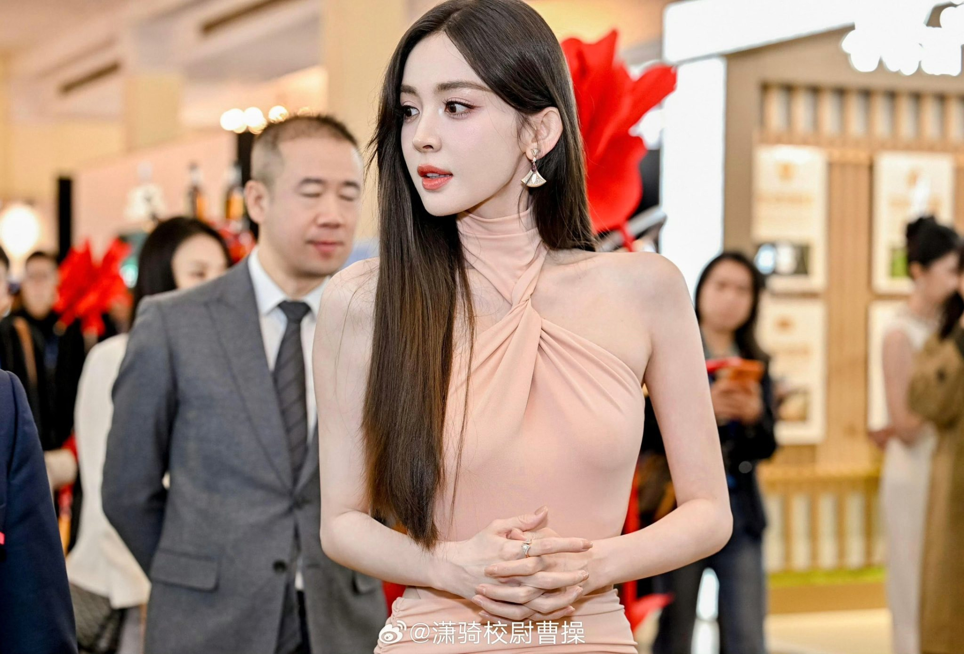 f01b3918473d6a94aee0.jpg