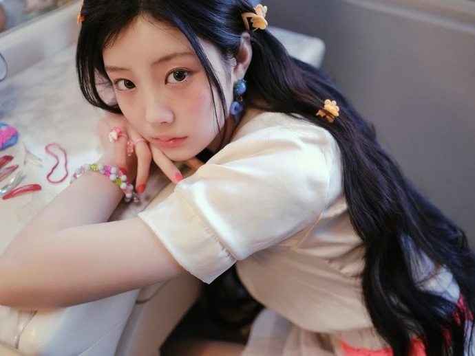 Wonhee ILLIT bật mí chưa từng hẹn hò khiến dân tình "đứng hình"