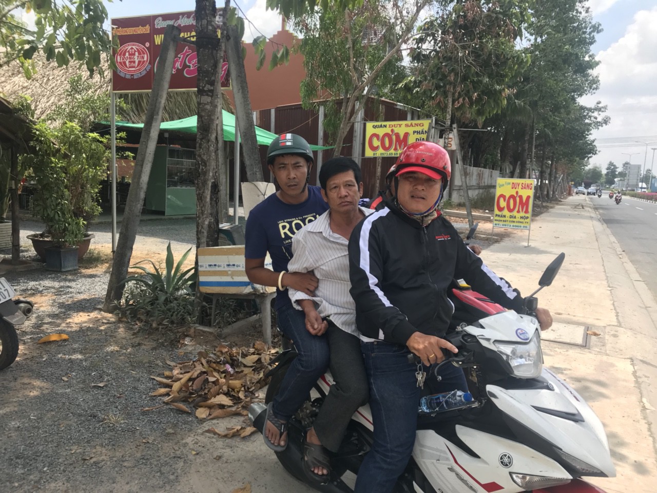 f0941741e026d0bf442f.jpg