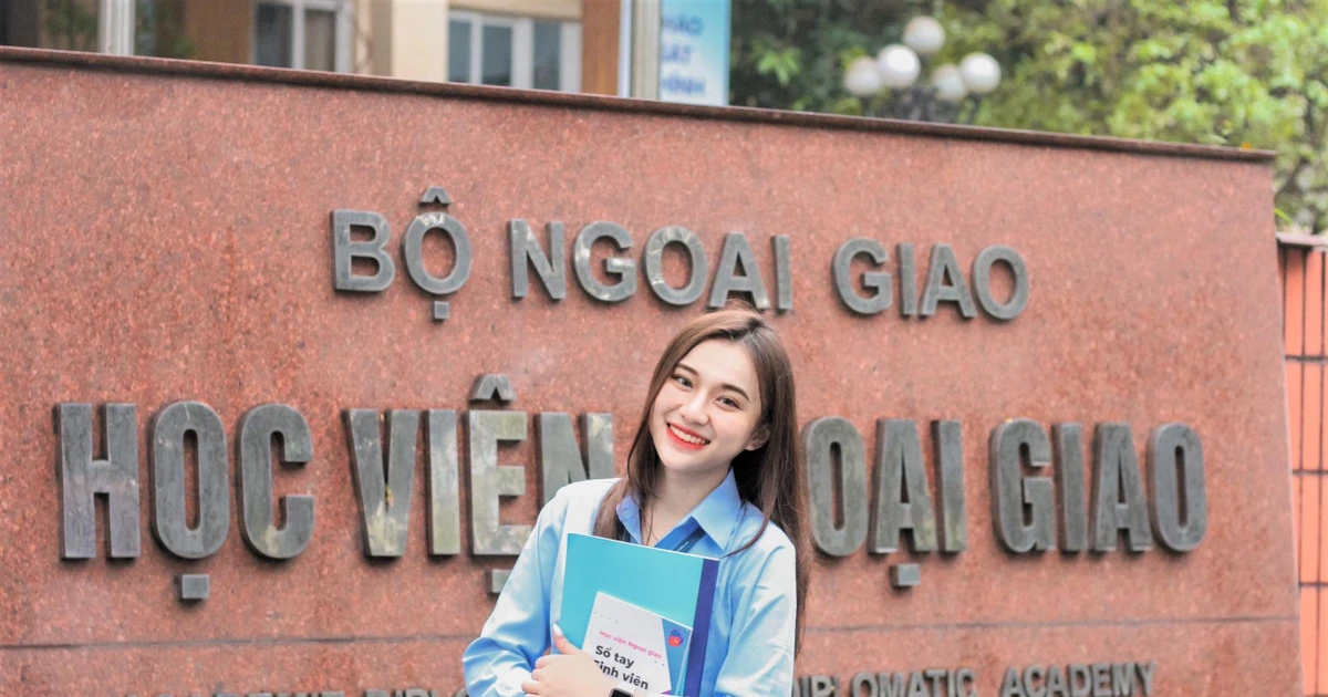 Nữ sinh DAV sở hữu thành tích khủng, được thực tập tại các cơ quan trực thuộc Bộ Ngoại giao