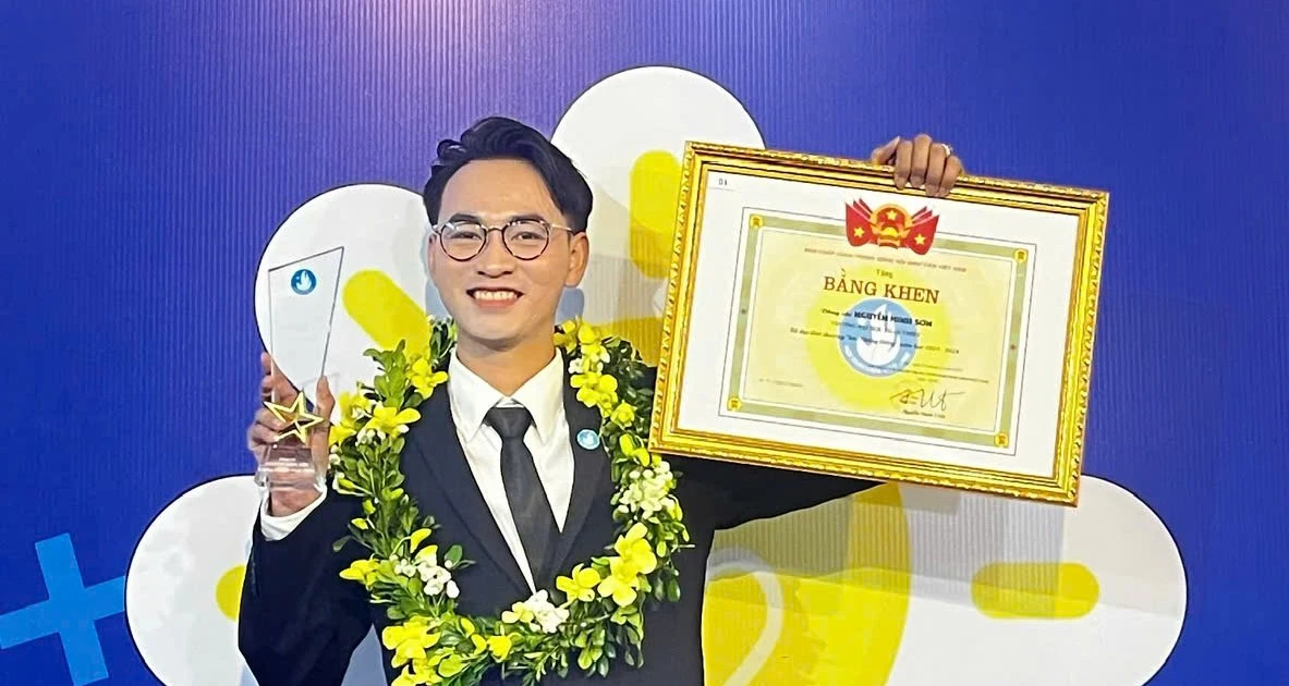 Tuổi trẻ không chỉ để mưu sinh mà còn để sống với lý tưởng cao đẹp