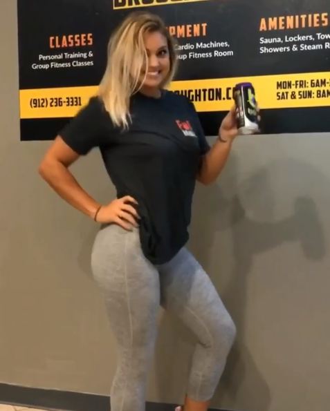 f190ae0c6e62bfd6af63.jpg