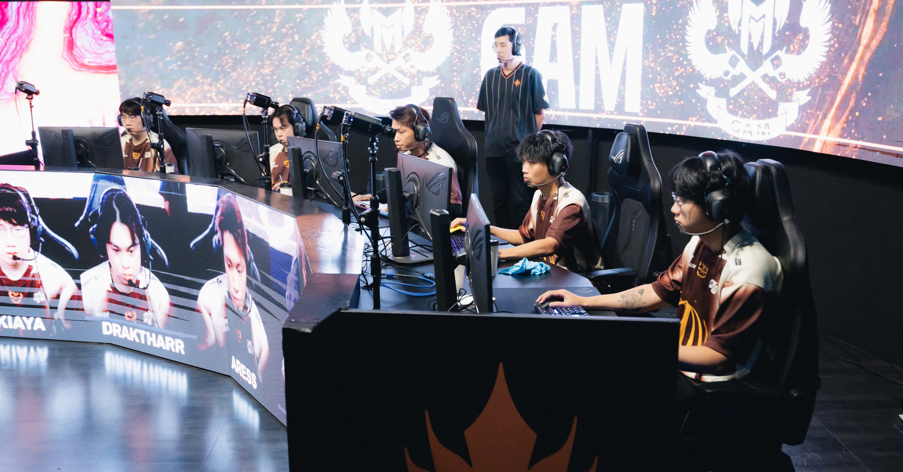 GAM Esports: Khi "anh cả" vẫn loay hoay tìm người chỉ đường