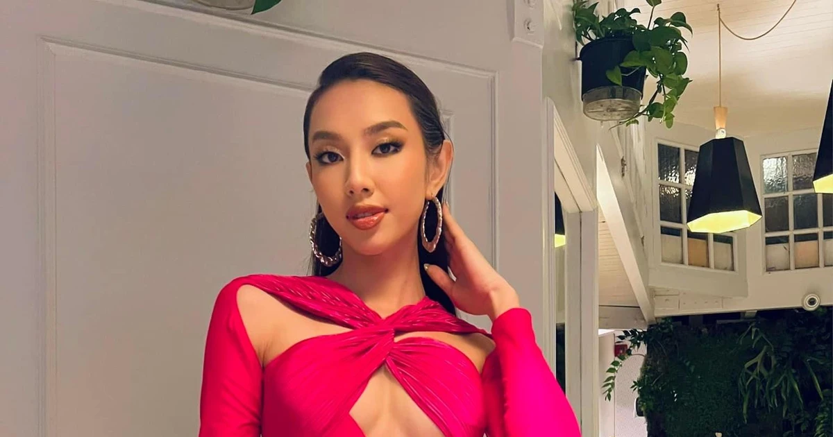 Hoa hậu Thùy Tiên hé lộ nỗi khổ ít ai ngờ phía sau những bộ váy áo cắt khoét 'hiểm hóc'