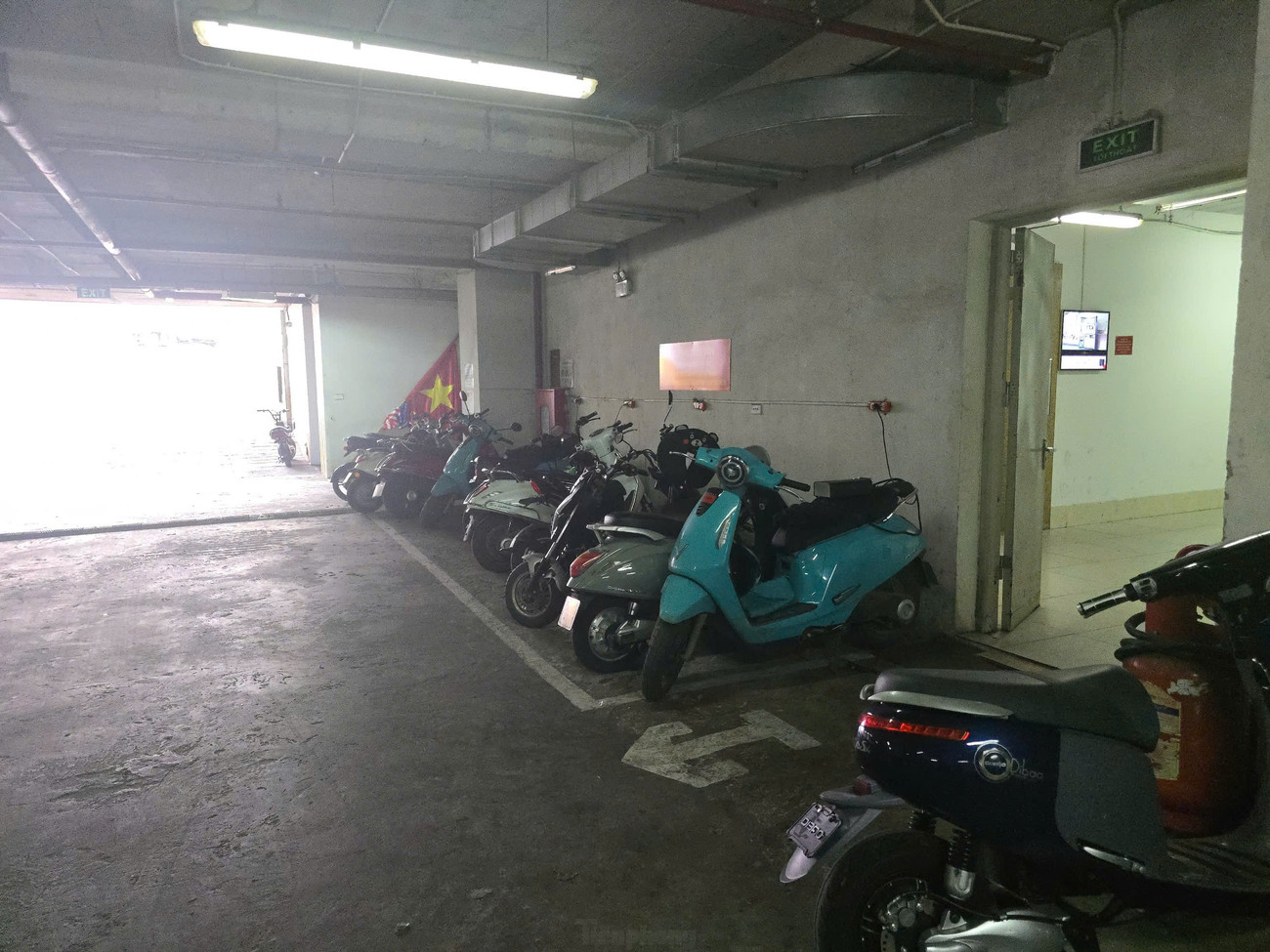 f2e30f3f85af2c559623.jpg