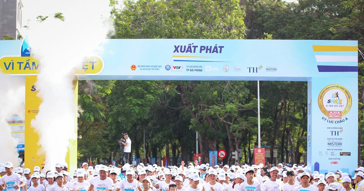 S-Race 2023: Khoảnh khắc "xỉu up xỉu down" của tình thầy trò khiến ai cũng phải ghen tị