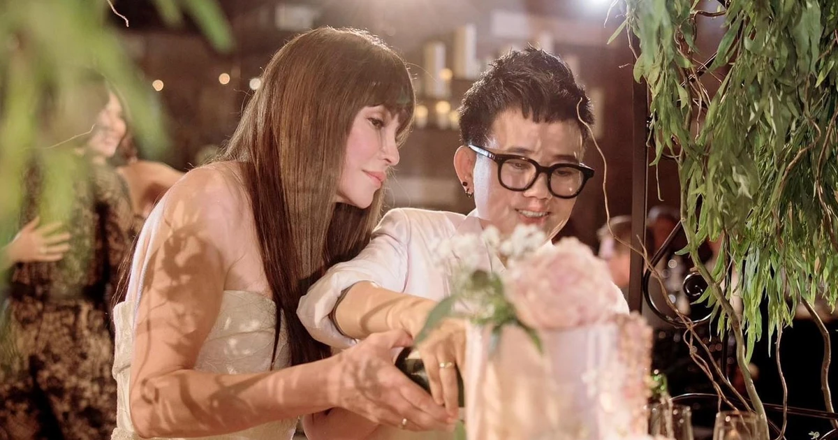 Dân tình phát sốt với bộ ảnh cưới ngọt lịm của Thanh Hà và Phương Uyên