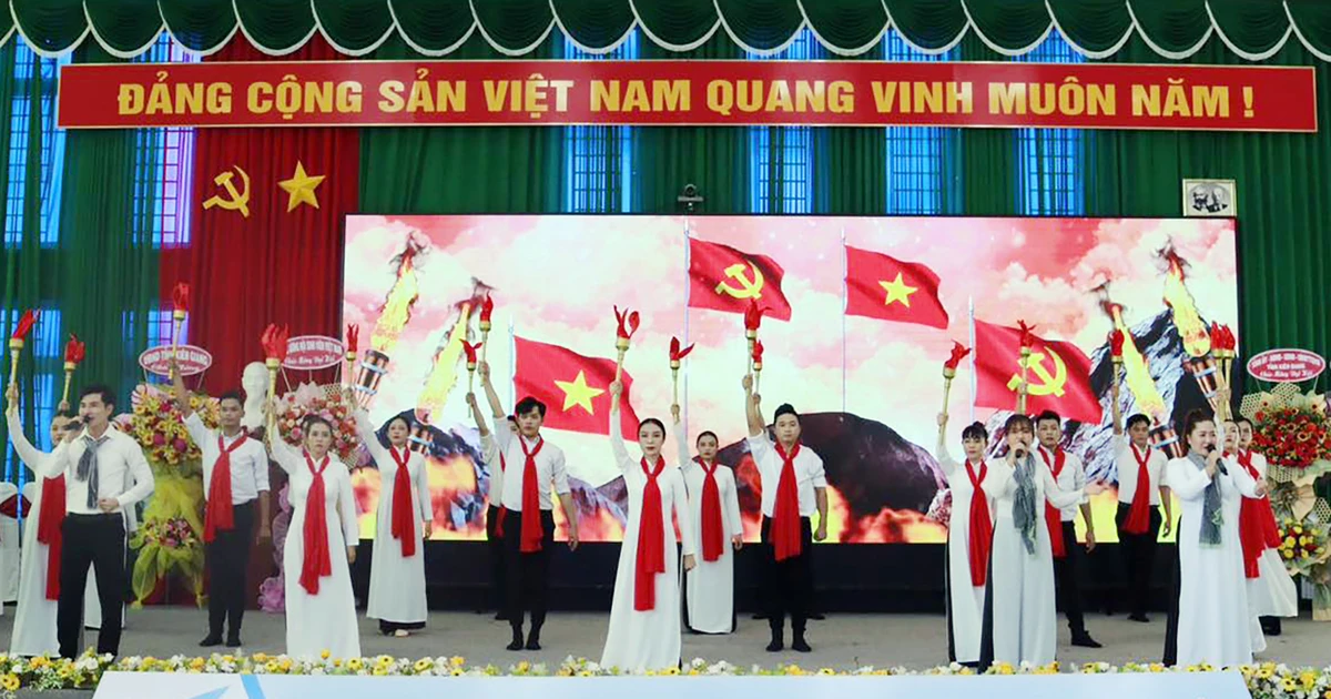 Chị Thị Phương Hồng lên nắm vị trí Chủ tịch Hội Sinh viên tỉnh Kiên Giang rồi nè!