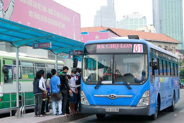 Sinh viên TP.HCM sắp được đi xe buýt điện chỉ 3k/lượt - xịn mà rẻ quá trời ơi!