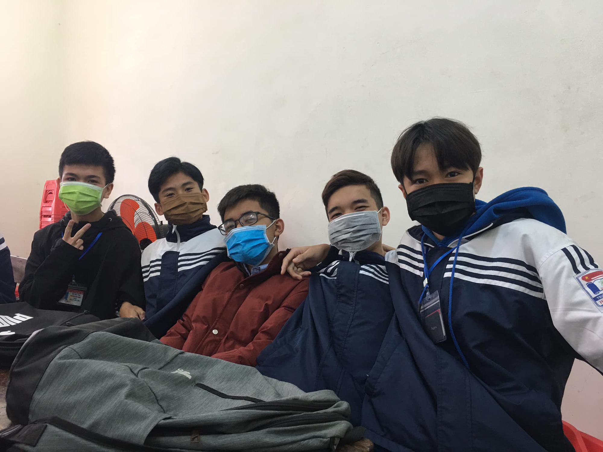 f4ae681fdd13bbb1006f.jpg