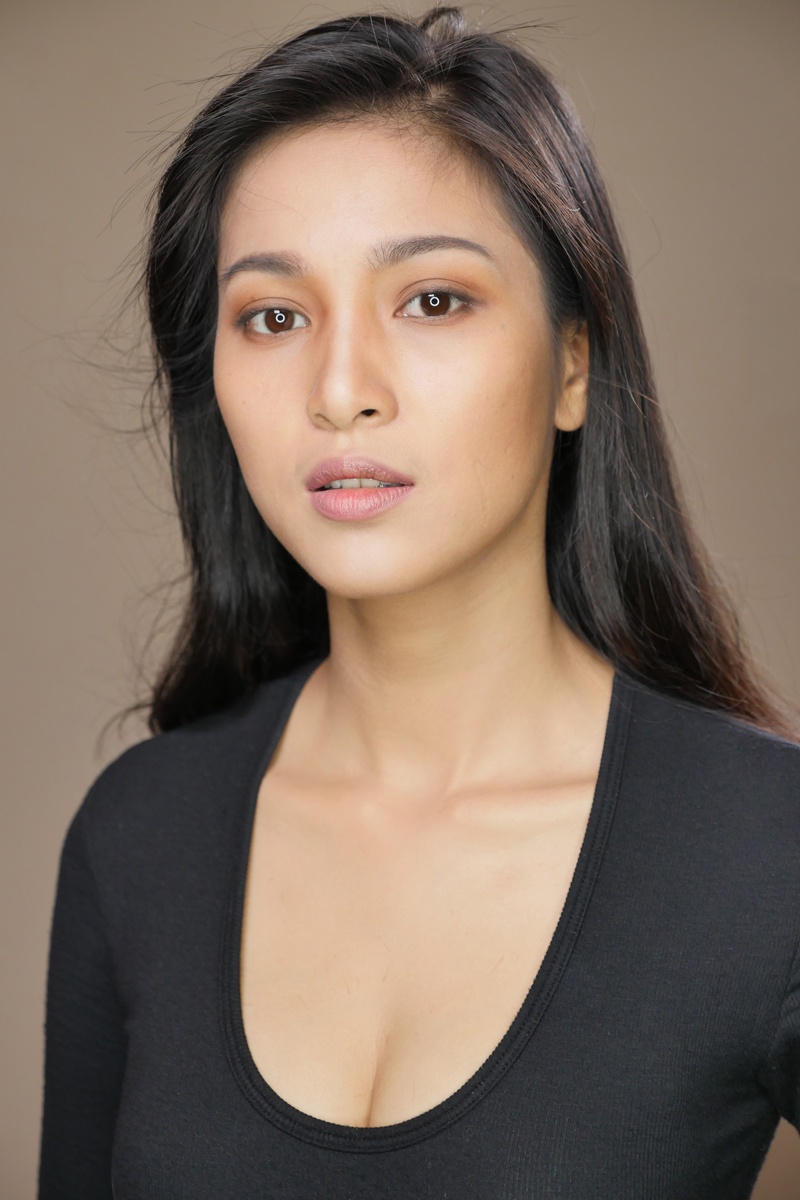 Nhung Kate - Người yêu cũ Johnny Trí Nguyễn: Từng đóng phim Hollywood và gây sốt với cảnh nóng táo bạo