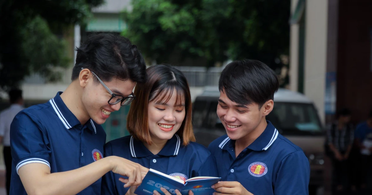 ĐHQG TP.HCM lên hương với 2 ngành mới lọt top thế giới