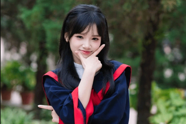 f52ec8a827a553ff4c43.png