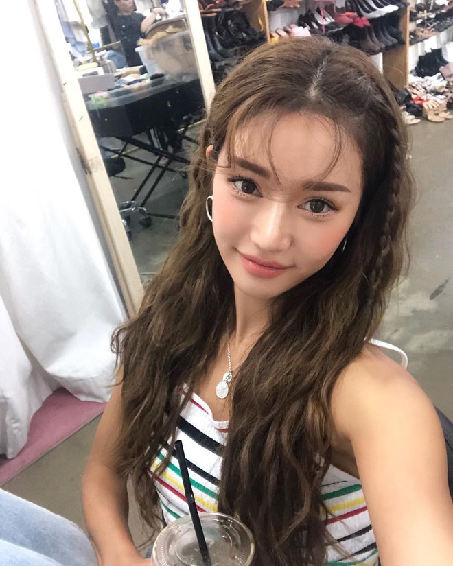 f73d5ec3cacef12a8c16.jpg