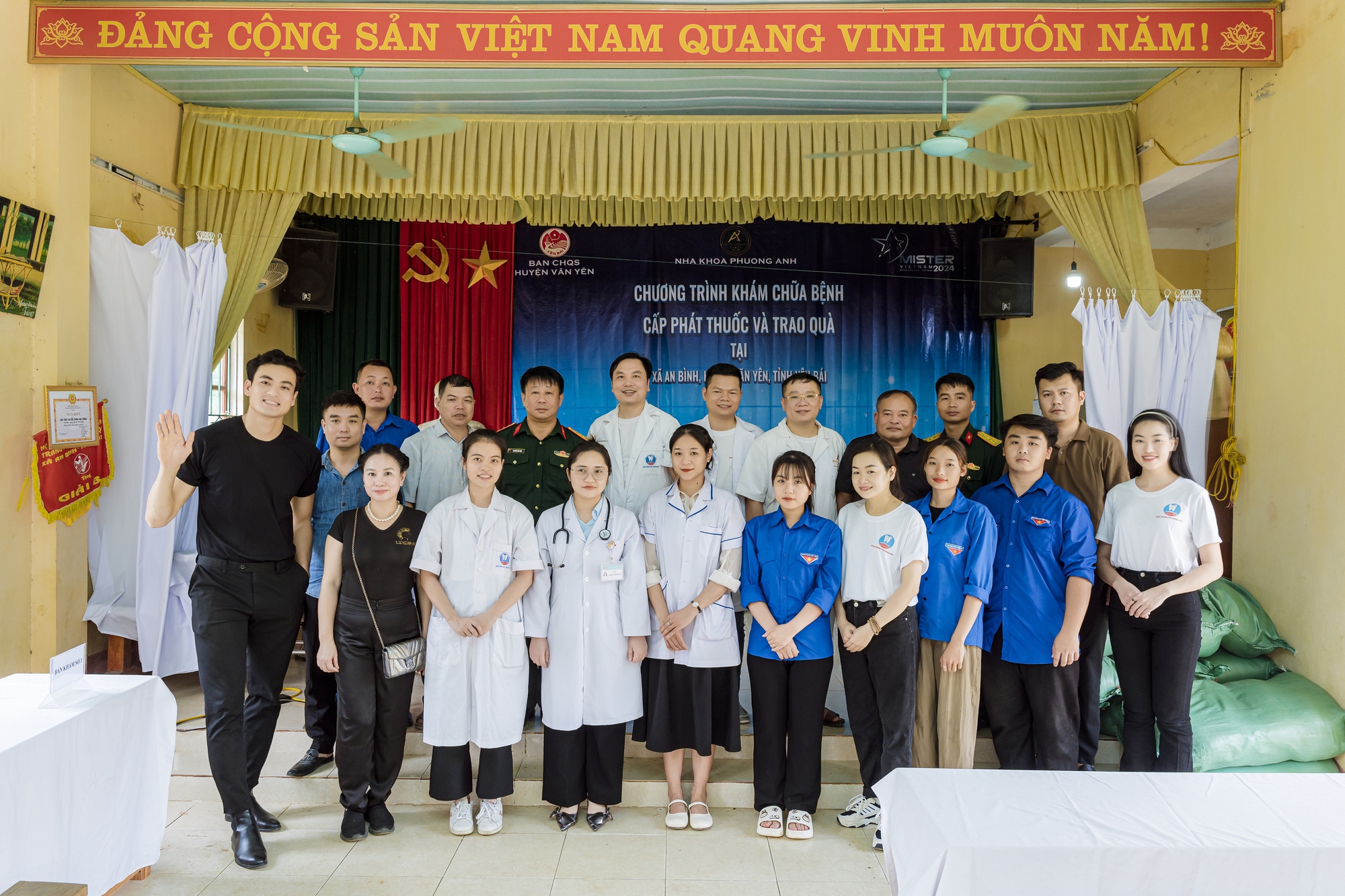 f7cb21d678aee615bbe0.jpg