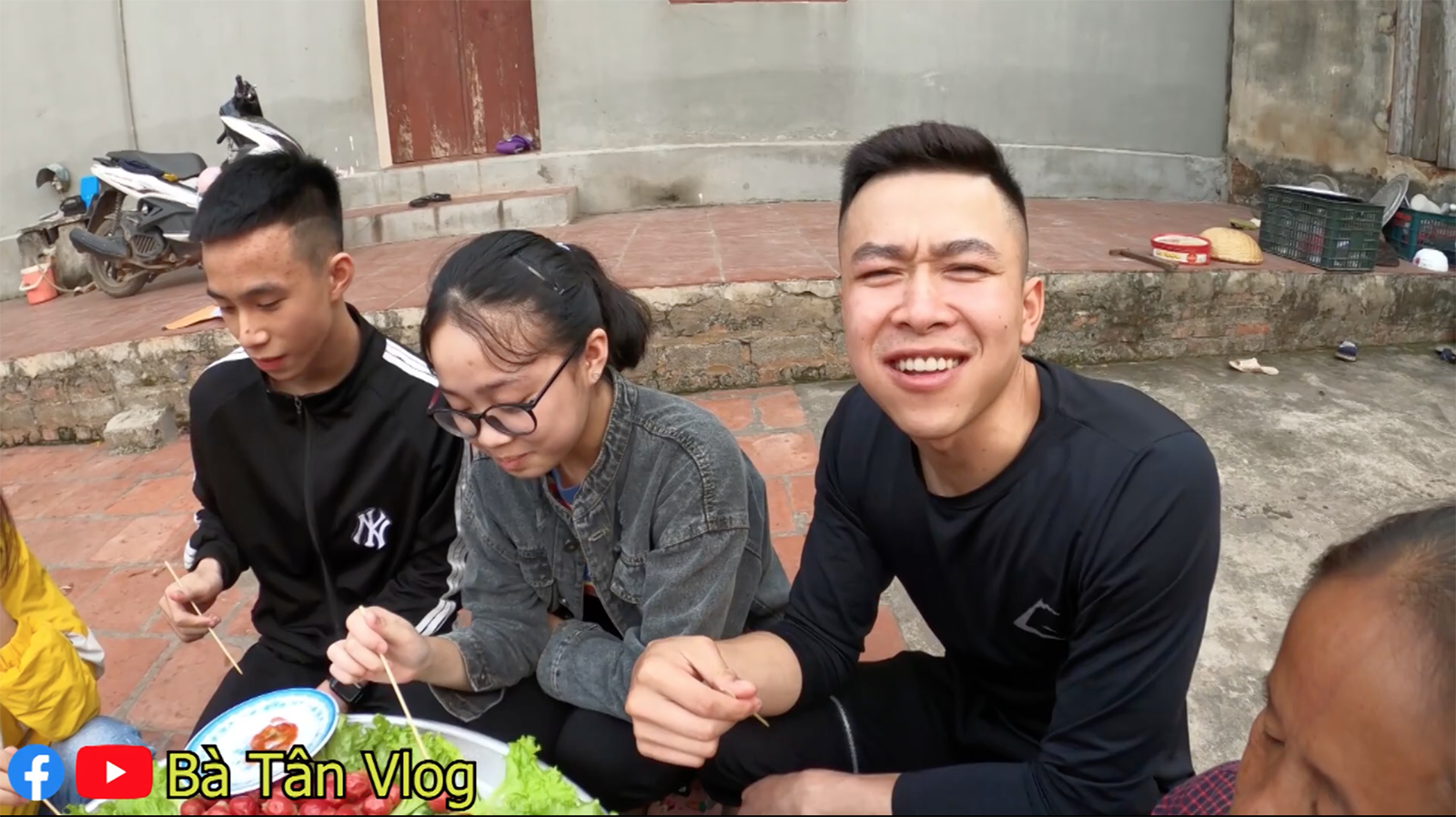 f810816fb2491c1eb4e2.png