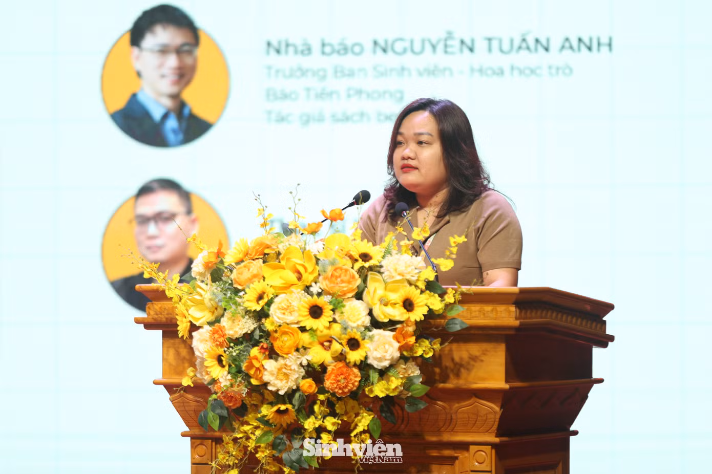 f8371ab0f40d6a471f21.jpg