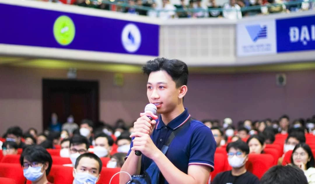 Trường ĐH Công nghệ thông tin rải tiền 4,3 tỷ "chăm" tân sinh viên giỏi