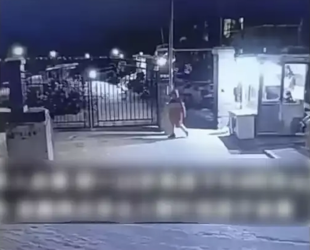 f8770ce6c1fc2148f86b.png