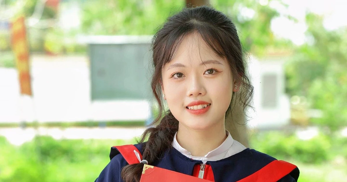 Nữ thủ khoa khối D Đăk Nông "đỉnh của chóp" với điểm 10 Tiếng Anh, bật mì bí kíp học từ game và nhạc
