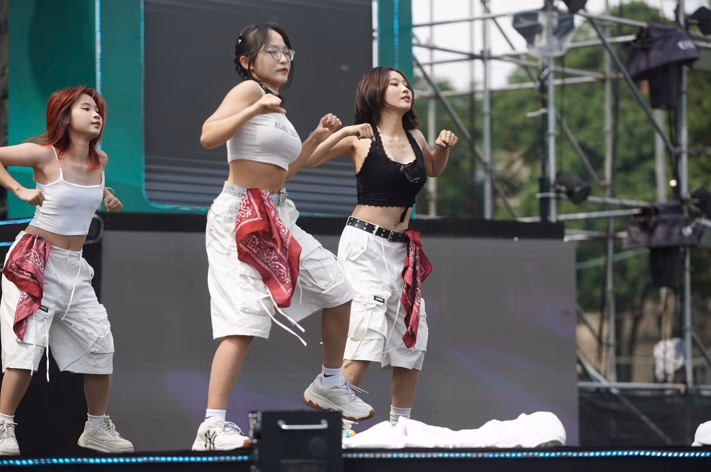 f9214853f54c68fb2bea.jpg