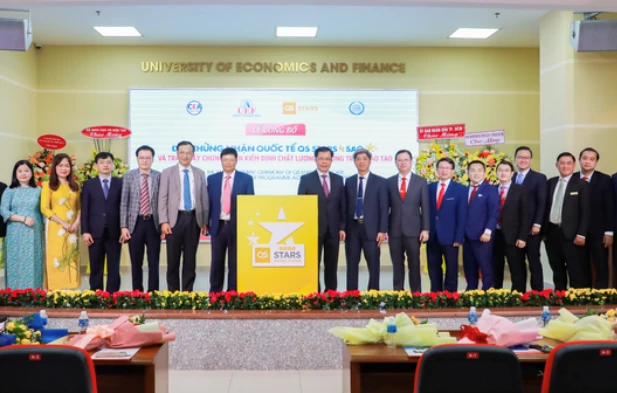 ĐH Kinh tế - Tài chính TP.HCM lọt top 4 sao QS Stars, sinh viên hài lòng tới 93,7%