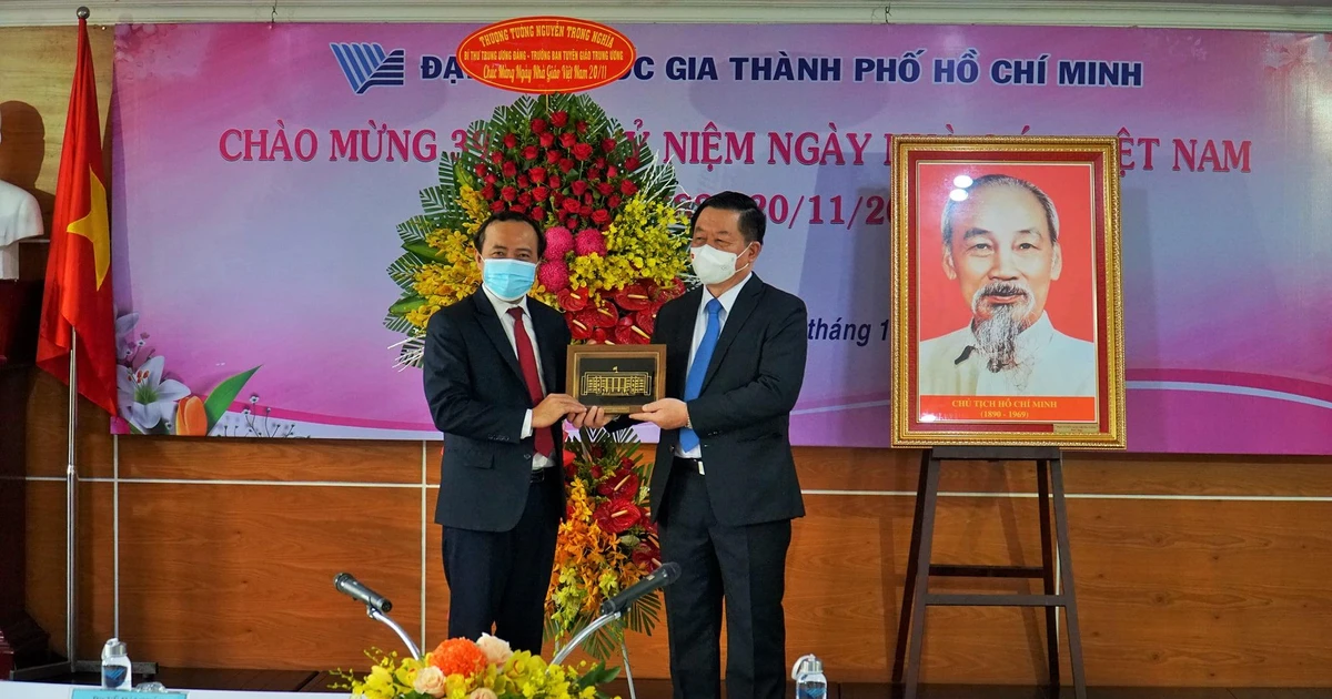 ĐHQG TP.HCM được kỳ vọng trở thành chuẩn mực chuyển đổi số trong giáo dục đại học ✨