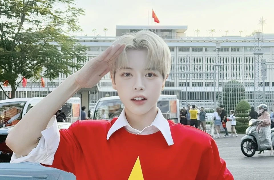 Đức Phúc, Lương Thu Trang và Đỗ Hoàng Hiệp rơi nước mắt, móc hầu bao tặng quà các em nhỏ mồ côi