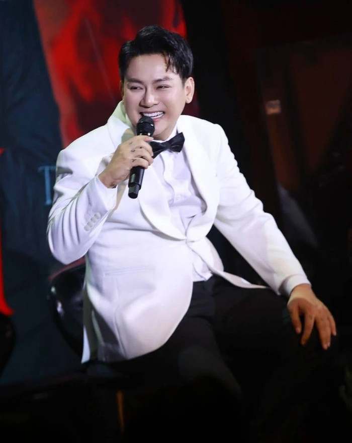 fab084b6c0e105bdfb46.jpg