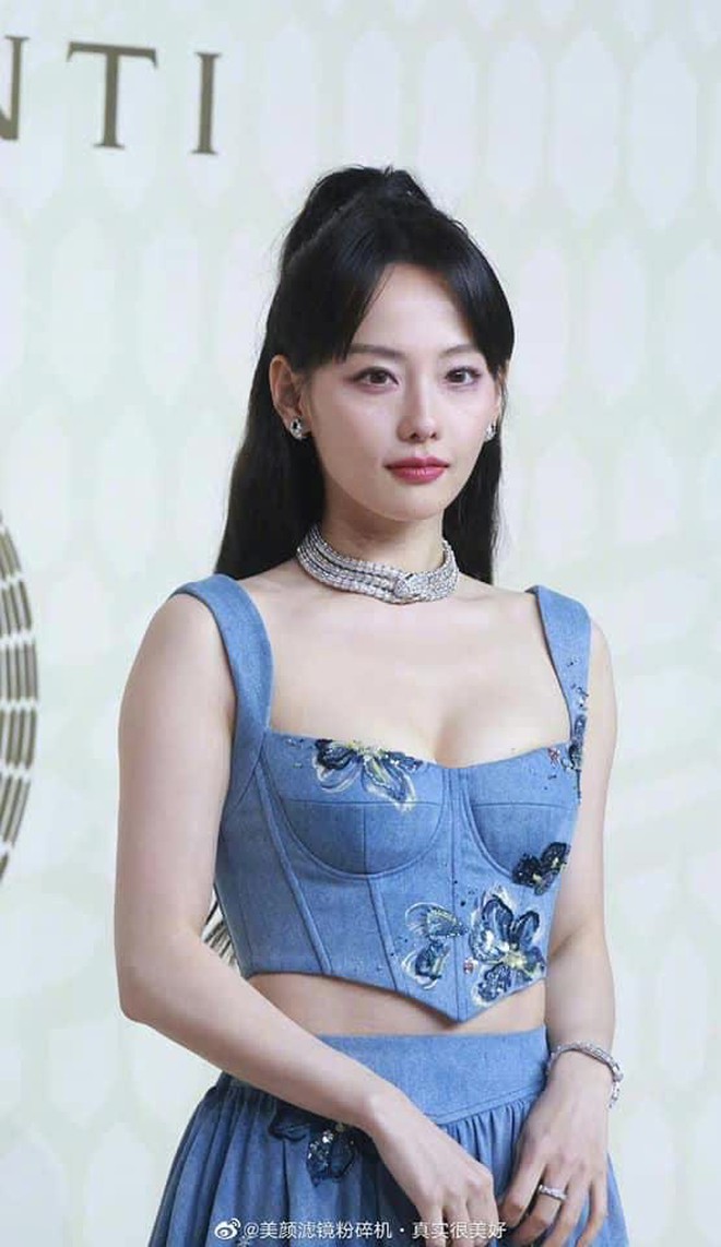 fbb128816dd1f542a3ca.jpg