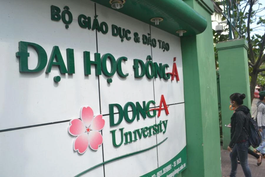 Nữ sinh nhận học bổng 100% vì có mẹ siêu anh hùng ngoài đời thực ✨