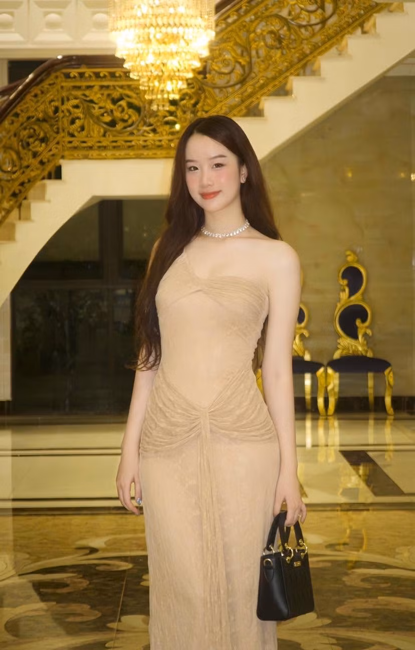 fc5bea6a76a8506eee9f.jpg