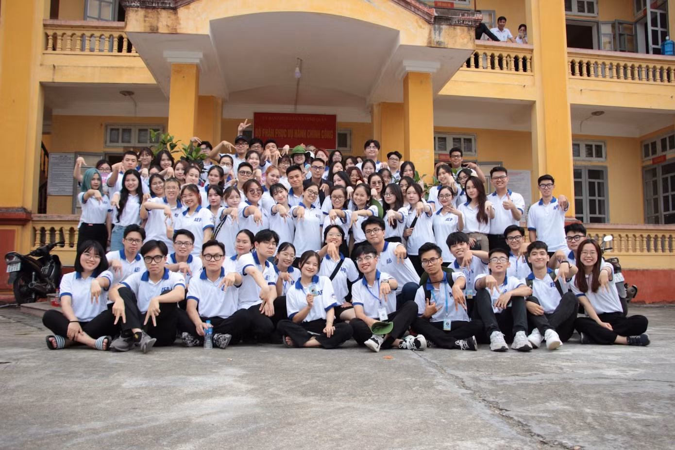fc889dda14856ecd16e9.jpg