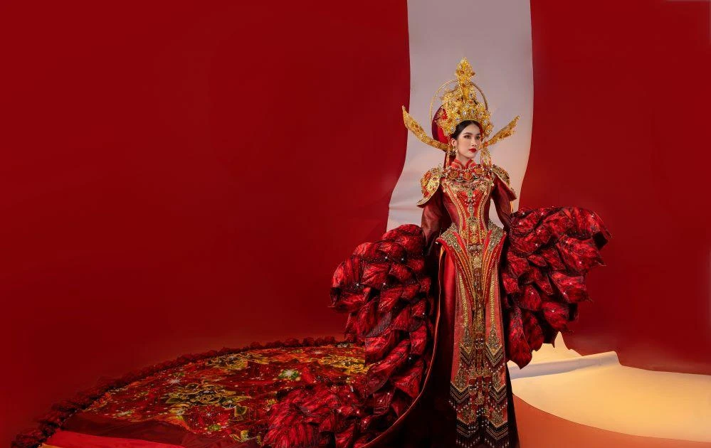 Á hậu Phương Anh flex quốc phục "Hoa trạng nguyên" tại Miss International 2022 - dân tình sốc visual quá xịn