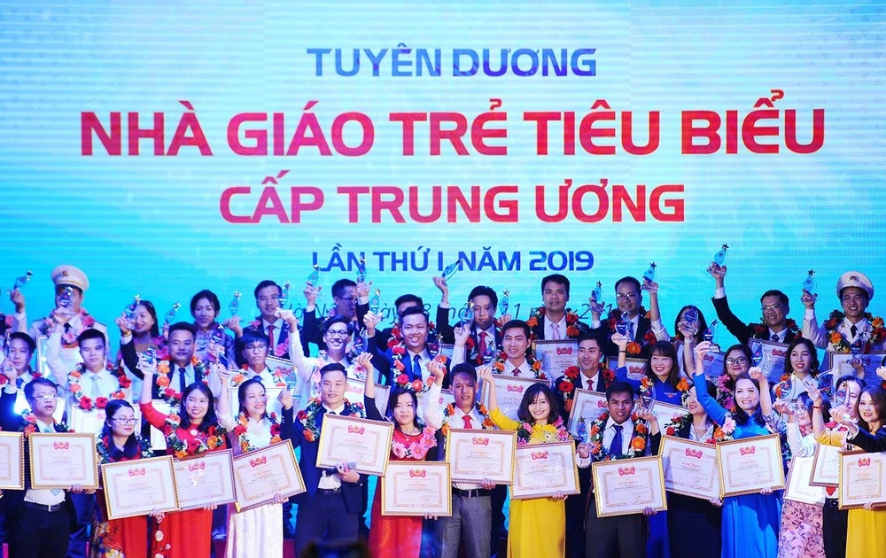 100 thầy cô trẻ xuất sắc nhất 2024: Những "ngọn lửa" nhiệt huyết của nền giáo dục Việt Nam