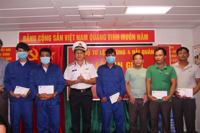 fdff542bb7592219c322.jpg
