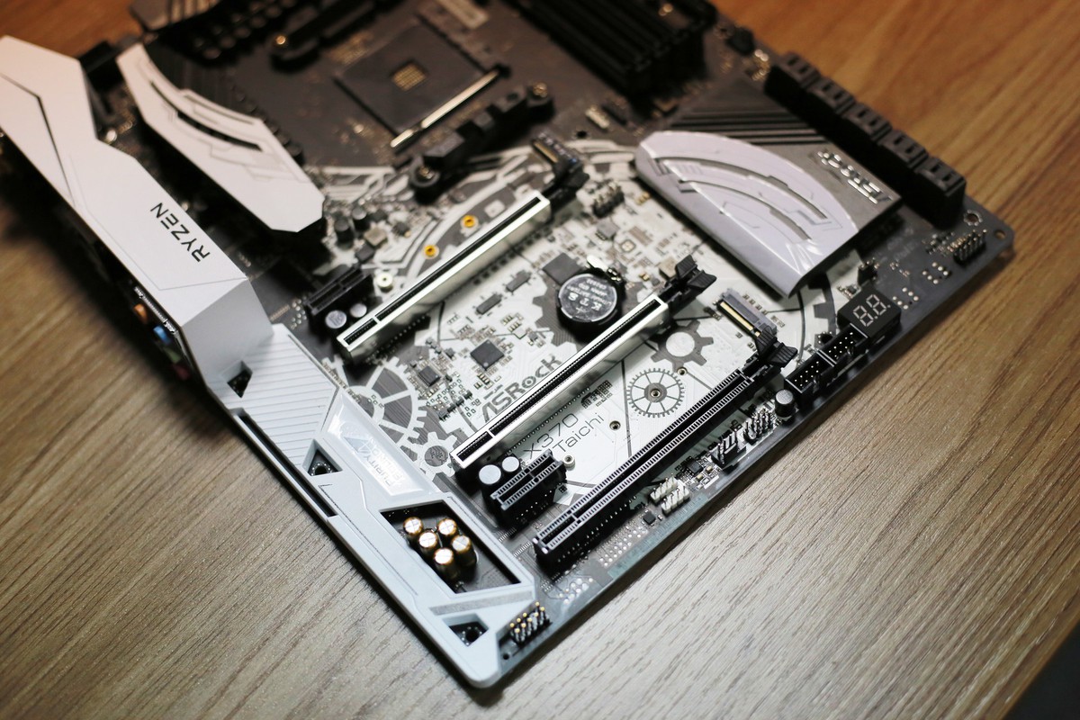 fe6f4069bb43e2d7d012.jpg