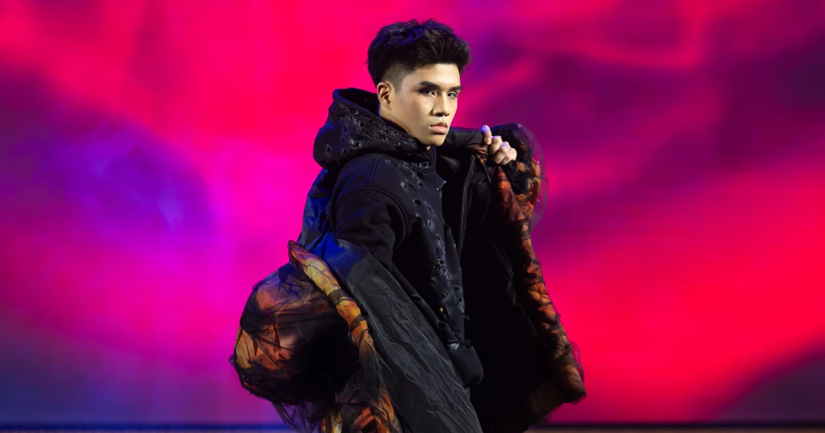 Dàn trai xinh gái đẹp trường Tài chính đổ bộ Fashion Show: The Aeternal, visual chói lóa cả sân khấu